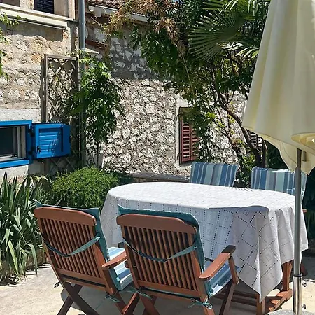 Gorgeous In With Outdoor Swimming Pool